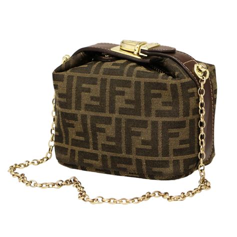 petit sac fendi